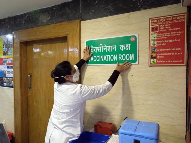 Ninety-seven percent of vaccination health workers surveyed throughout the nation have shared satisfaction with the operation