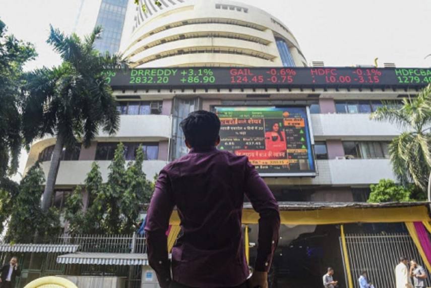 The Sensex fell 500 points and Nifty fell 140 points.