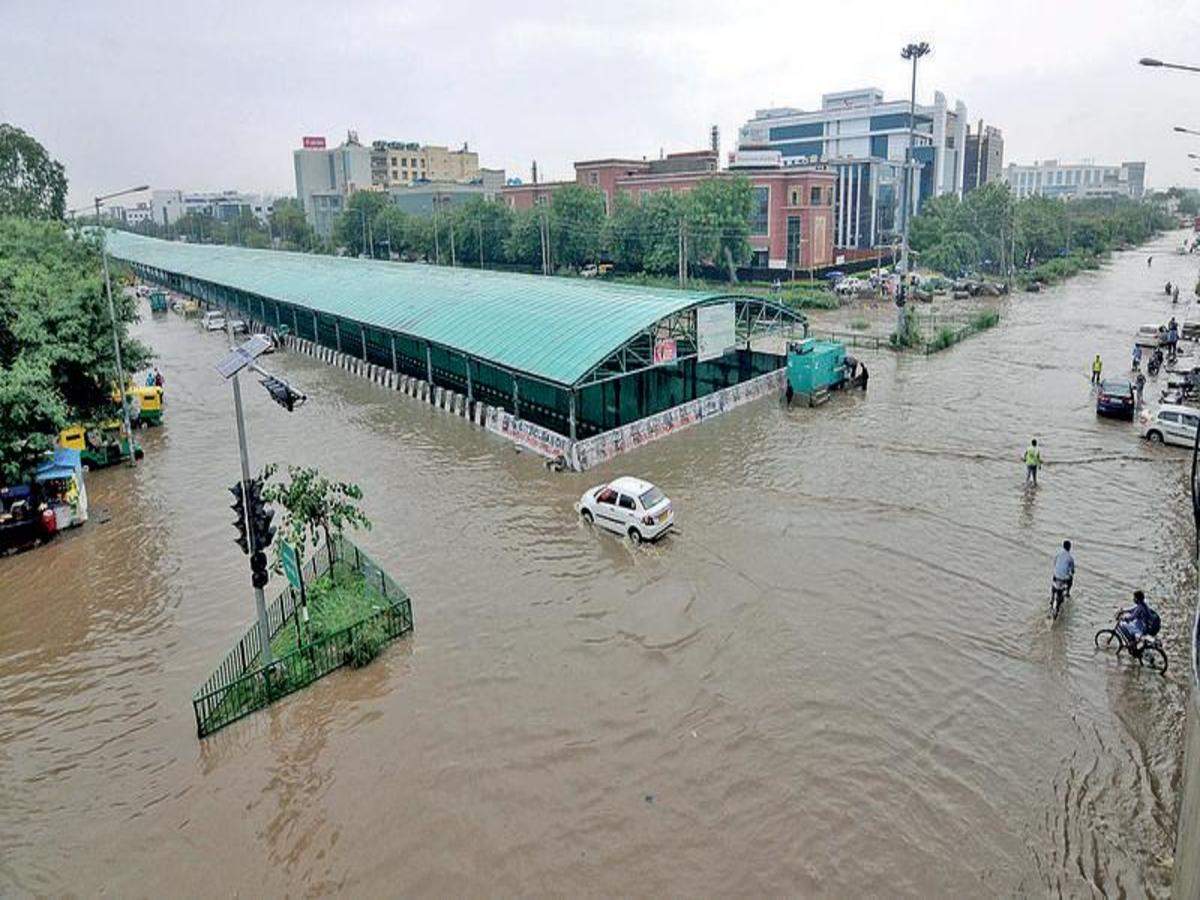 Heavy Rains in Gurugram, waterlogging.