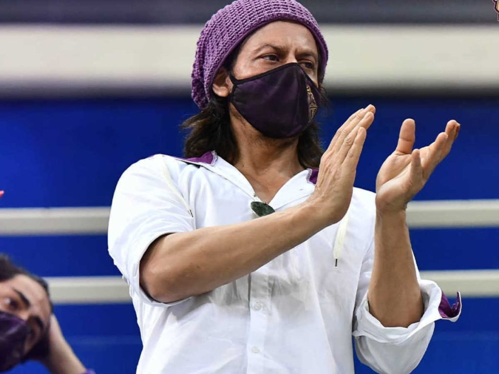 Shah Rukh Khan gives sexy a new twist as he flaunts long hair in new ad, watch
