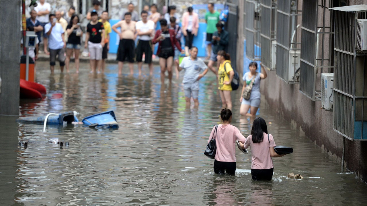 Flood in China: Death number passes 30 due to flood.