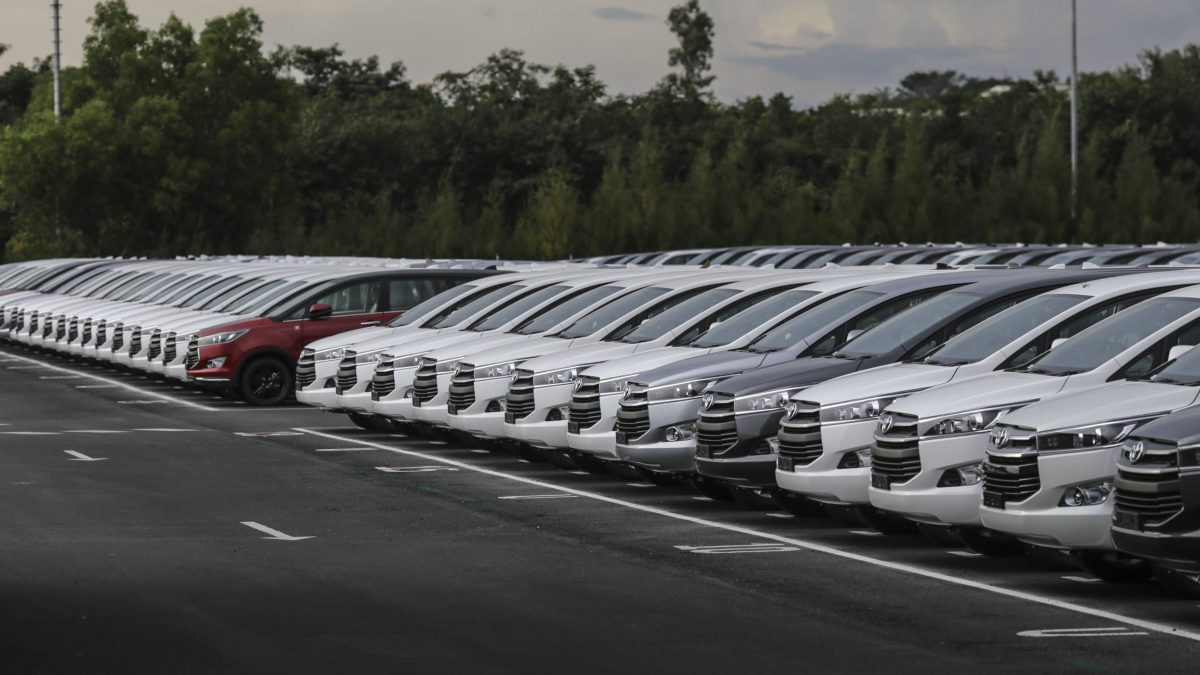 Car Sales in Gujarat increased by 22% in 1 month; know the reason behind late deliveries of new cars.