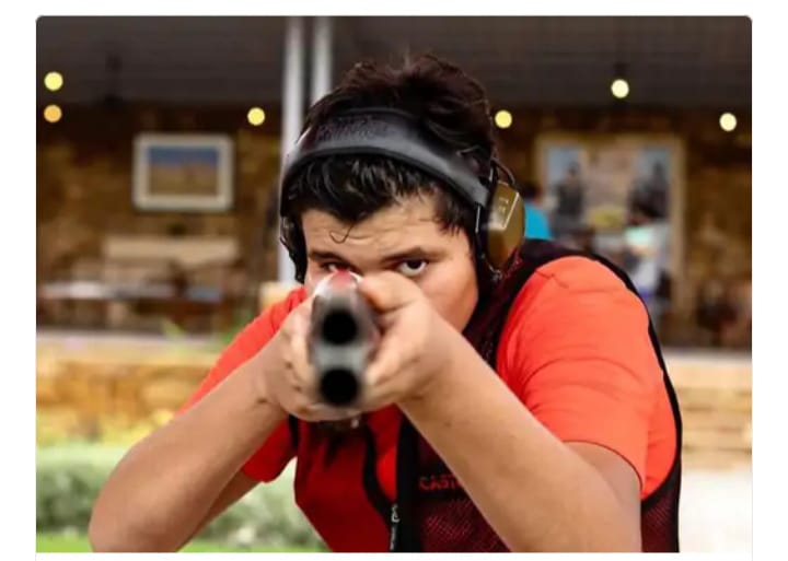 Gujarat Surendranagar Dasada's Bakhtiyaruddin Malik youngest to represent India in Reunion Shooter.