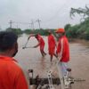 Gujarati NewsLocalGujaratJamnagarMany Trapped In Jamnagar Taluka Due To Waterlogging Situation