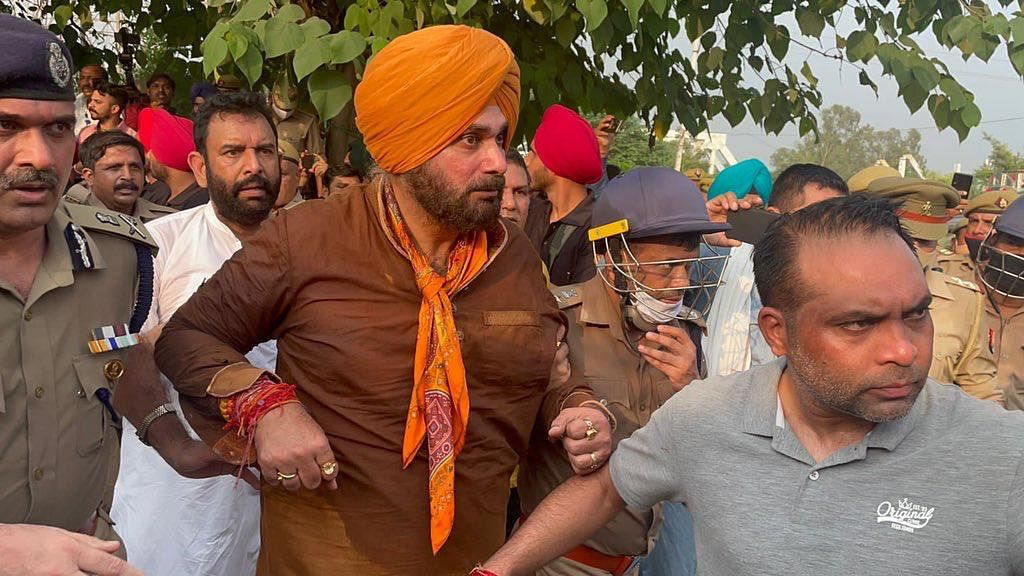 Detention of Sidhu at UP border on his way to Lakhimpur, arrest of two accused in the incident; Summoned the minister's son.