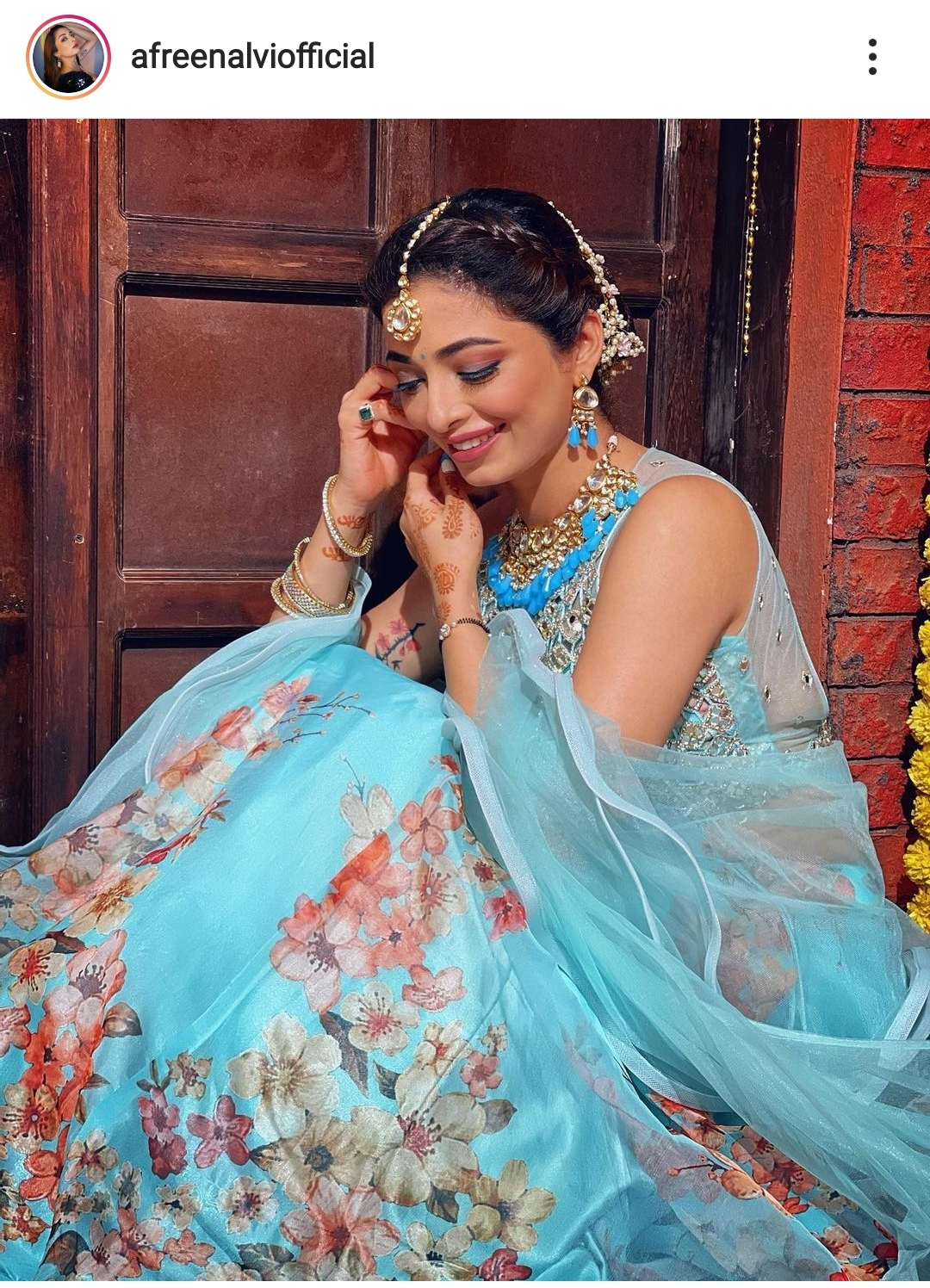 Afreen Alvi Popular Bahu of Indian Televsion stunning Bold Avtar on Instagram.