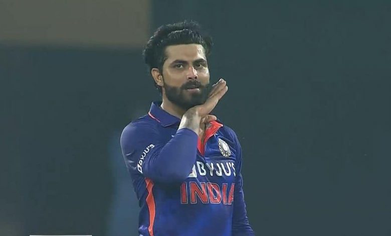 Ravindra Jadeja performed a famous gesture from Allu Arjun's Pushpa