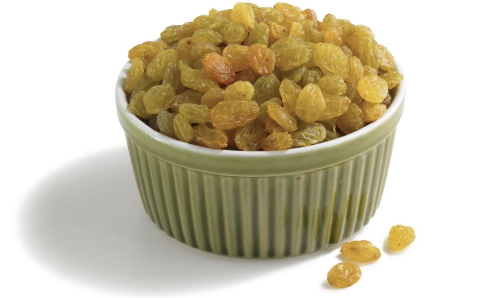 Are soaked raisins better for you than grapes? A nutritionist debunks myth