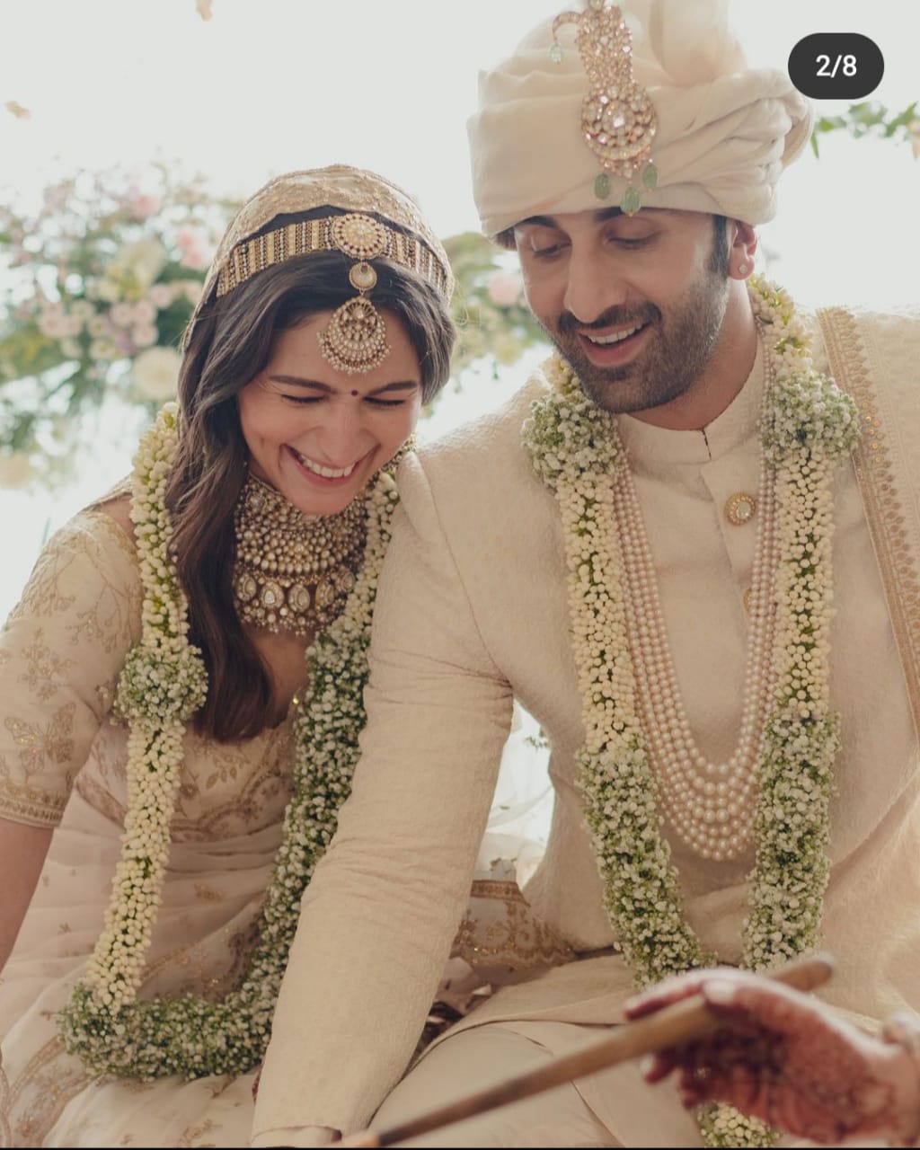 Alia Bhatt and Ranbir Kapoor posted Wedding photos