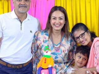 Nisha Rawal Is Having An Affair With 'Muh Bola Bhai' rohit