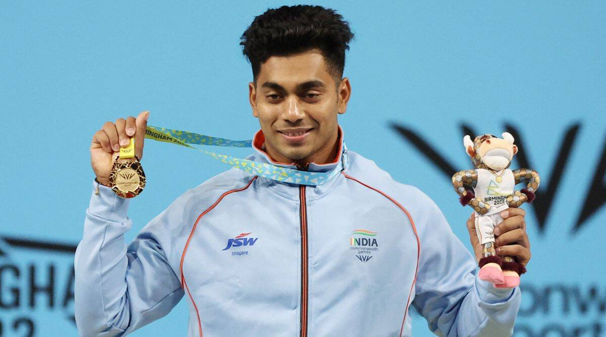 Achinta Sheuli weightlifting