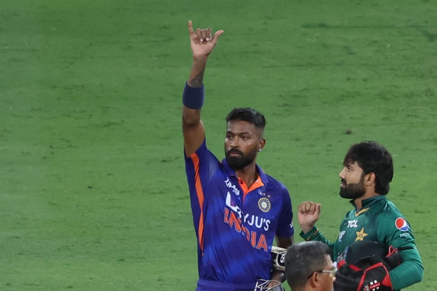 India defeated Pakistan by 5 wickets