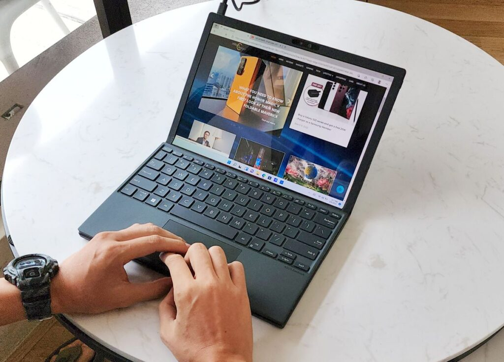 Asus Zenbook 17 Fold