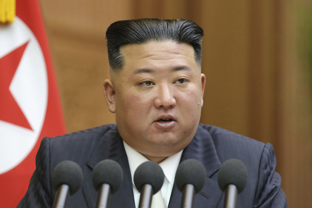 Kim Jong Un sends nuclear attack warning