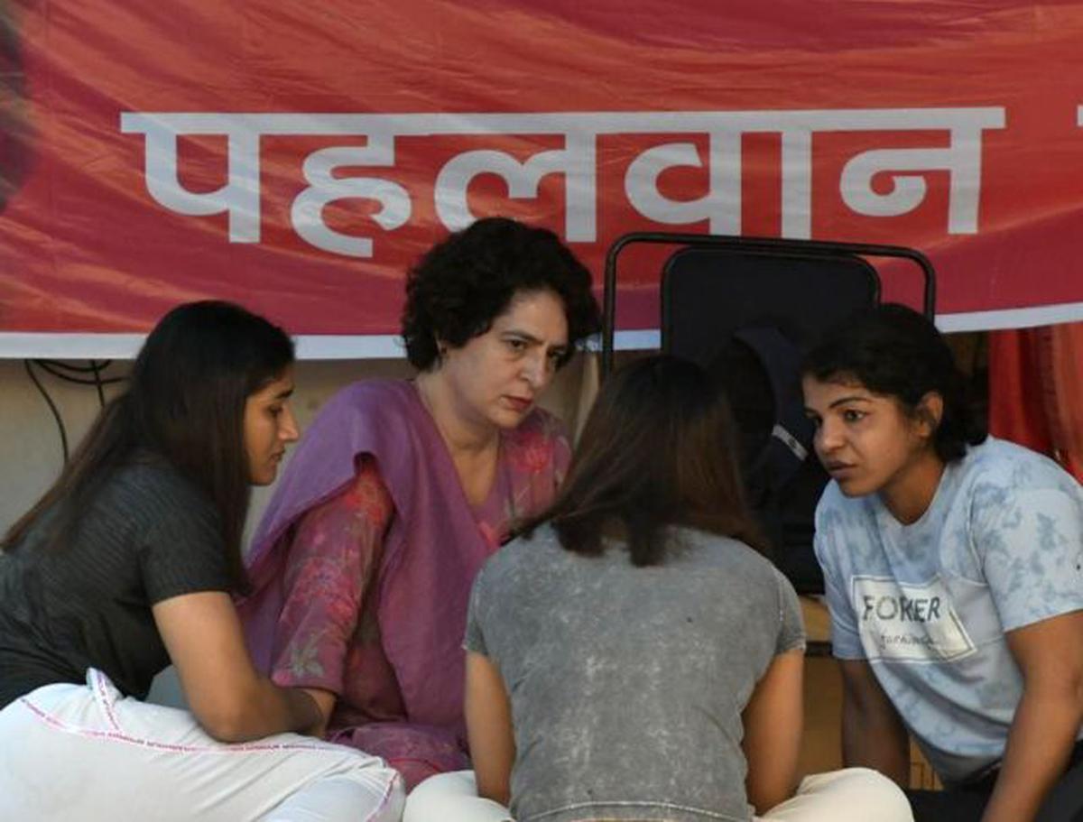 Priyanka Gandhi Vadra meet's protesting wrestlers