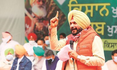 Congress leader Navjot Singh Sidhu joins Protesting wrestlers