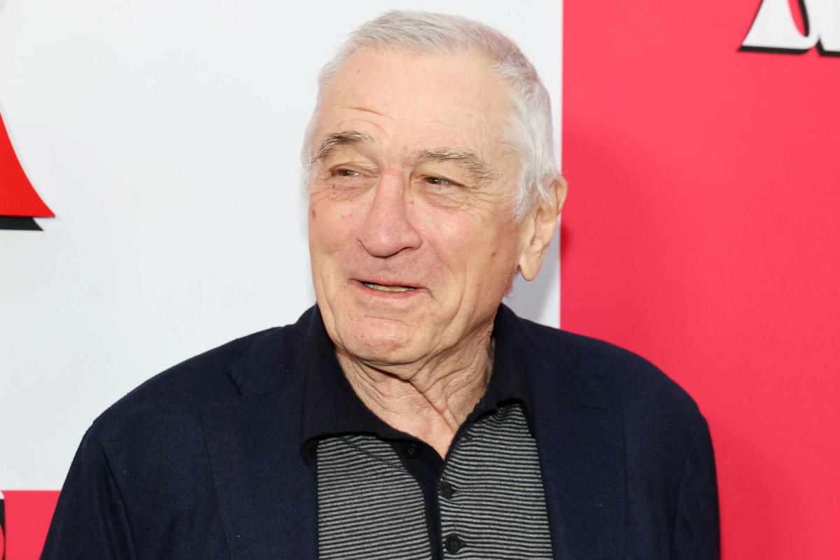 Here's the first photo of Robert De Niro newborn baby