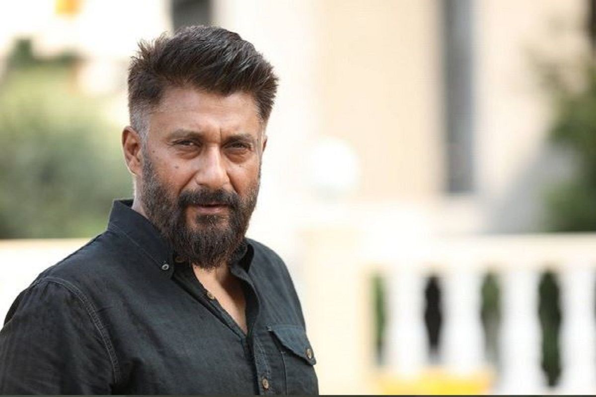 Vivek Agnihotri takes on costume slaves