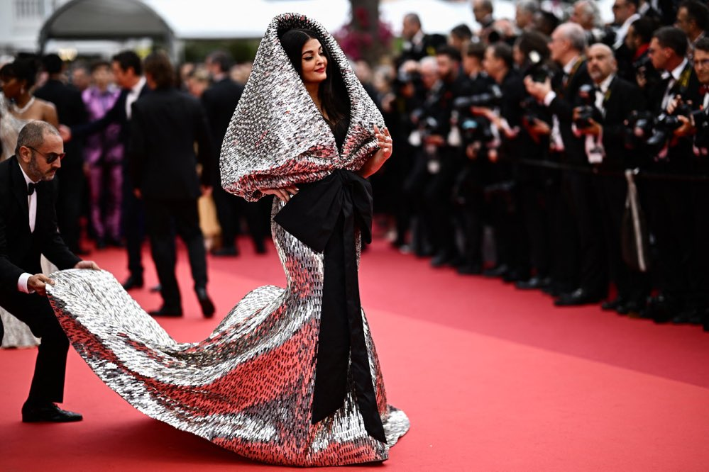 Aishwarya Rai's look 