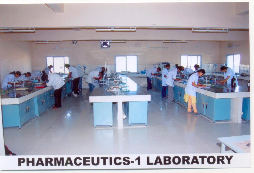 Best Pharmacy colleges in Gujarat 2023