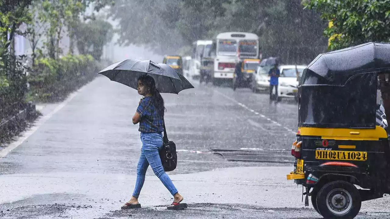Heavy rain expected in several parts of Mumbai