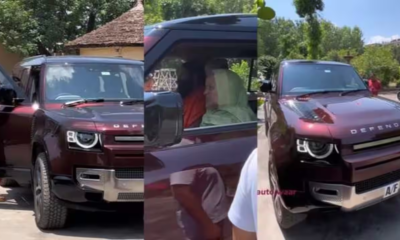 Baba Ramdev in Land Rover Defender