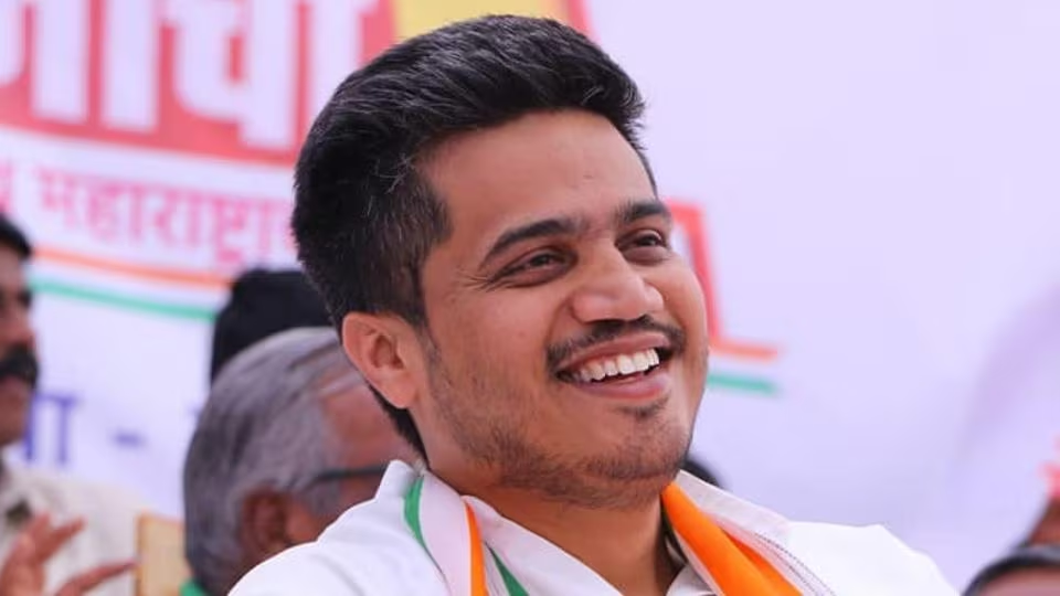 Early lok sabha election possible says Rohit Pawar