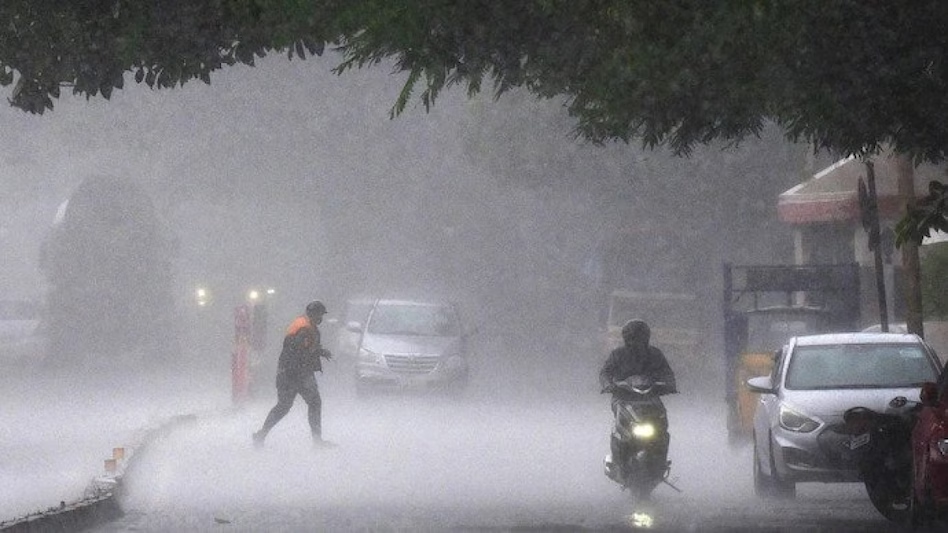 IMD predicts heavy rainfall in North India for 4 to 5 days