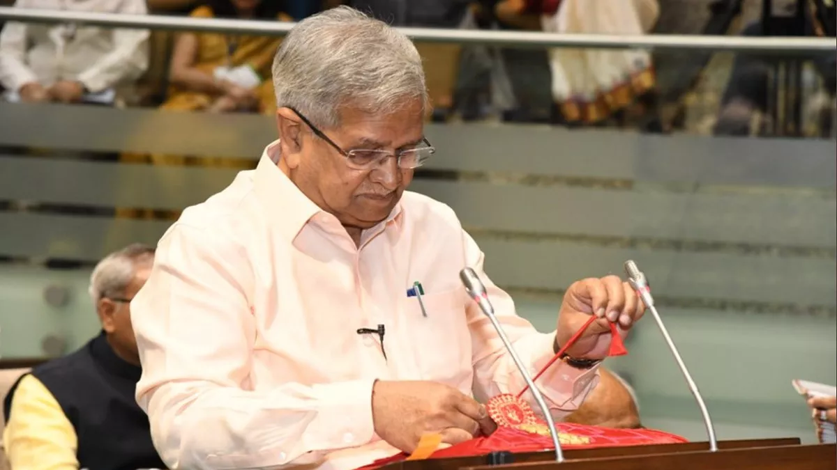 Adarsh ​​Residential Schools, Ashramshalas, and E.M.R.S. 735 crore requirement for help to an estimated 1 lakh 52 thousand students of 837 schools.