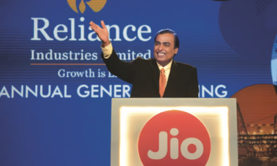Mukesh Ambani was honoured with the coveted Lifetime Achievement Award at the Voice and Data Awards.