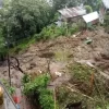 The Gujarat government said in a report that all travelers are safe in a hotel in Lachung with all the necessary facilities.