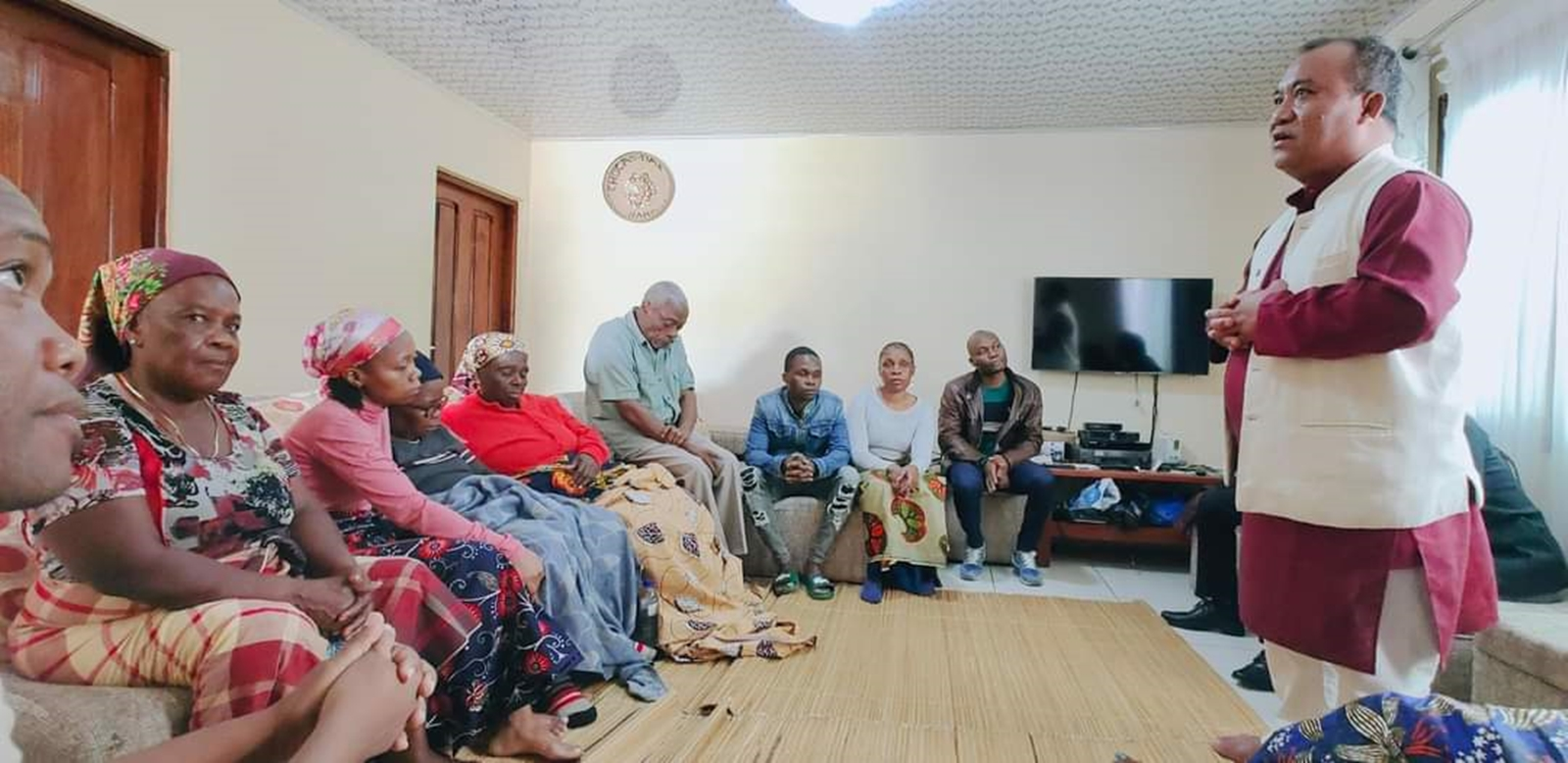 Lawrenco Fernando's family, a 25-year-old student from Mozambique, is scheduled to arrive in Vadodara to complete his funeral rites.