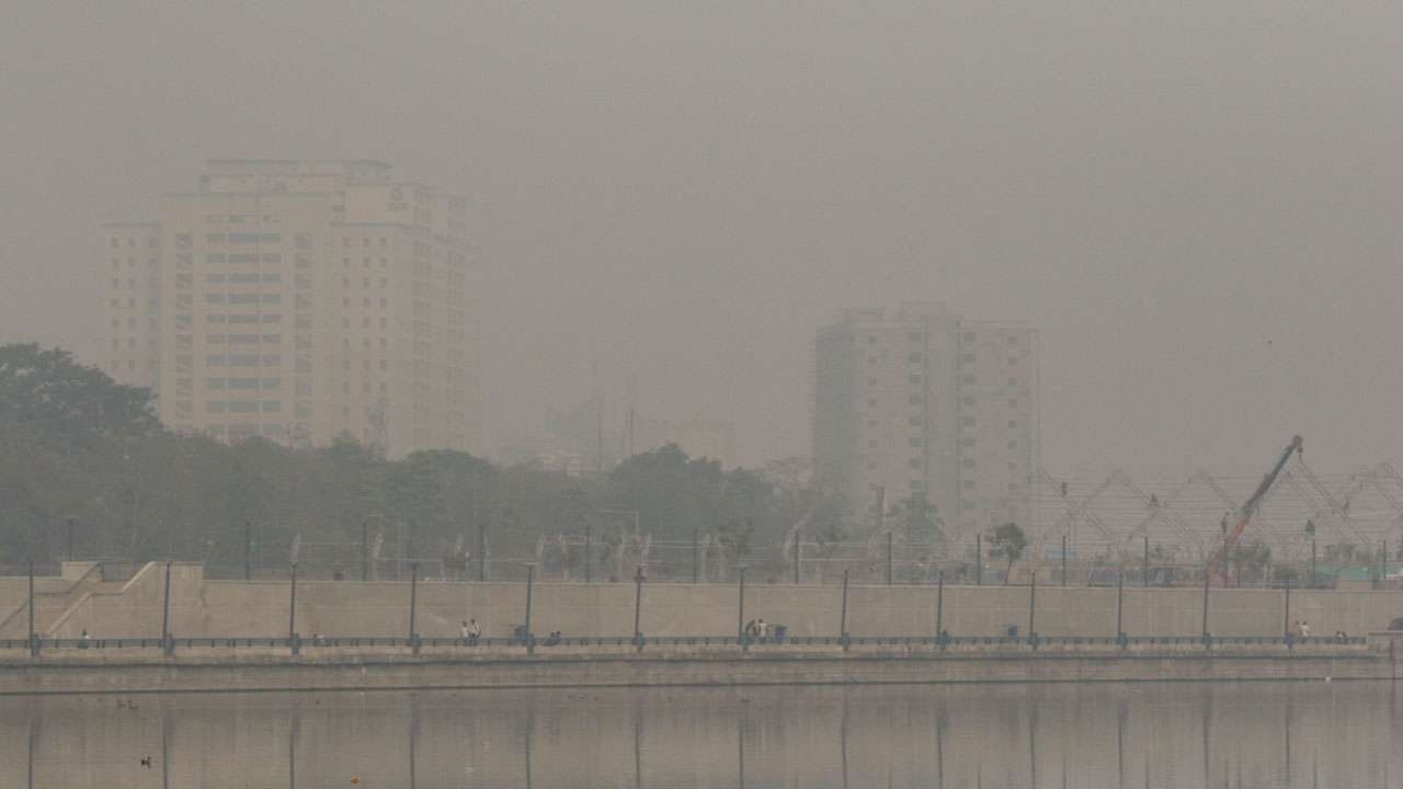 As the freezing wave continued in Gujarat till Sunday, Ahmedabad received a minimum temperature of 13°C and an outflow of winds at 28 km/h.