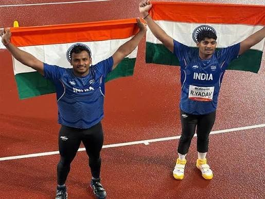 India's throwers rise in Chopra's absence as Pathirage extends dominance.