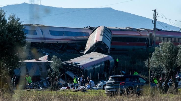 Manual override linked to deadly collision near Toledo.